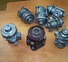 Золотник дифференциальный ЭО-3323.07.06.400 фото