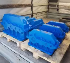 Редуктор 1цзу 250-200-21 