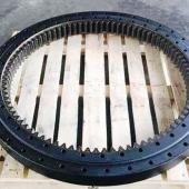 Опорно-поворотный круг Komatsu PC200-6 (ОПУ 20Y-25-22200)