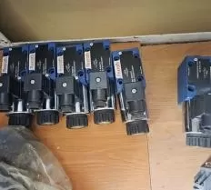 Гидрораспределитель Bosch-Rexroth 4WE6D6X/EG24N9K4 24VDC золотник D Гидроманипуляторы чертеж Гидрораспределитель Bosch-Rexroth 4WE6D6X/EG24N9K4 24VDC золотник D Гидроманипуляторы чертеж