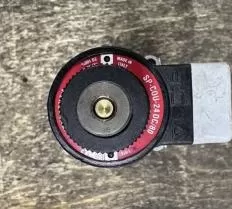 Электромагнитный направляющий клапан ATOS DHI-0714/8 23 фото