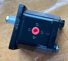 Шестеренный насос MLPD L 208 C HPLPA208DMLE3E3B00 