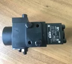 Клапан тормозной ГКТ.1.16-01-03 гидроразводки стрелы фото