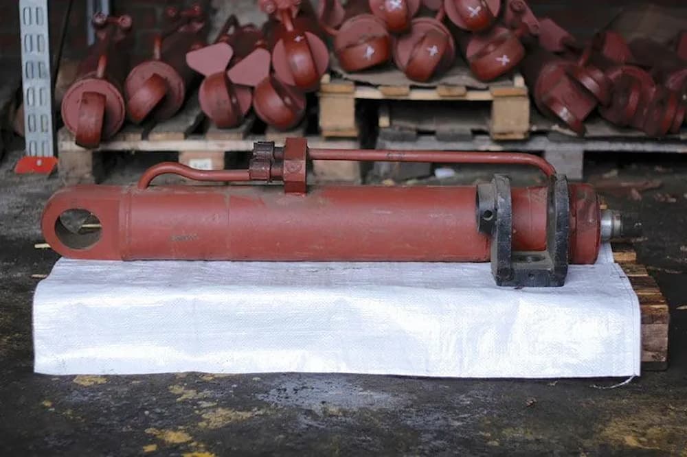 Гидроцилиндр ТО-18Б.06.05.000